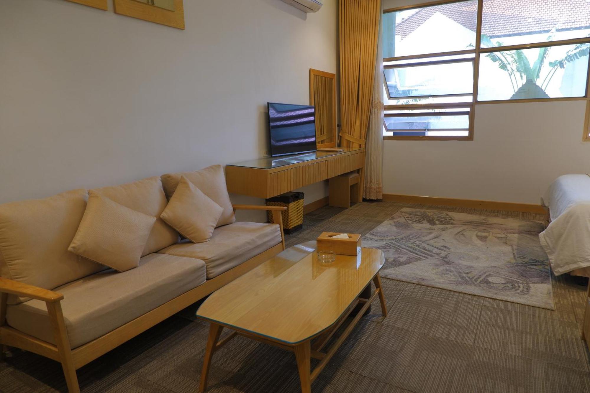 Tuong VI Hotel Хайфон Экстерьер фото